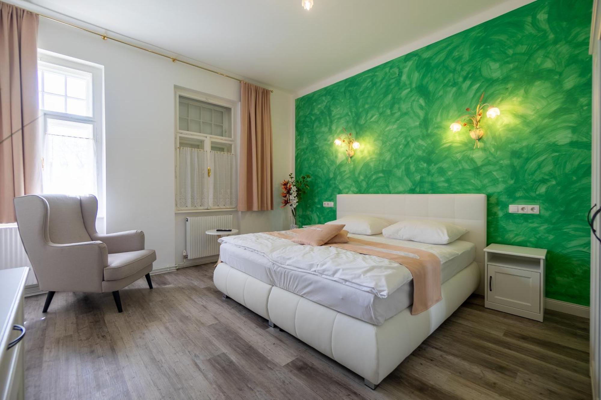 Albizia-Apartments Baden Exterior foto